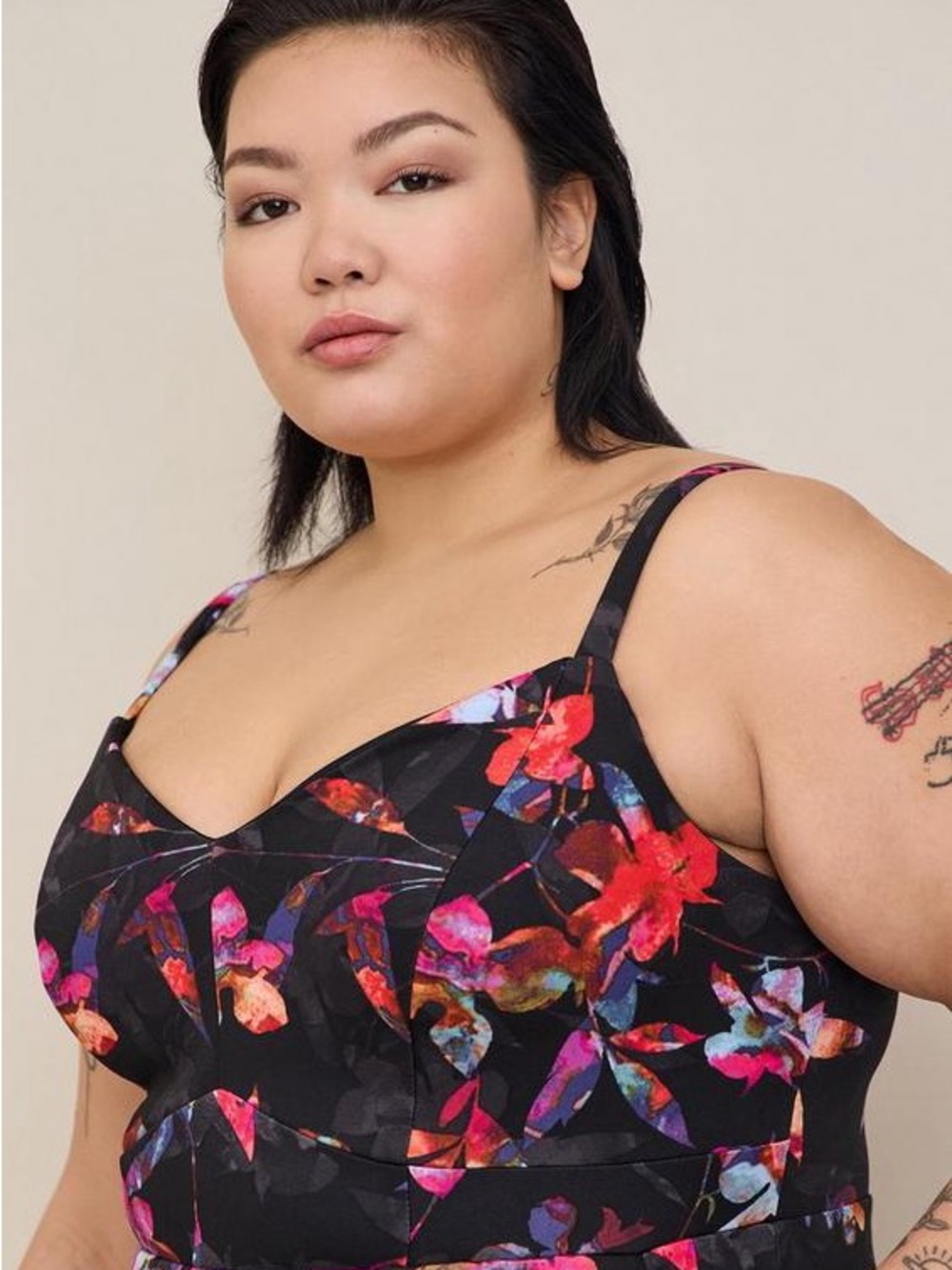 TORRID Floral Black Sweetheart Neck Dress with Pockets | 1X - Picture 5 of 11